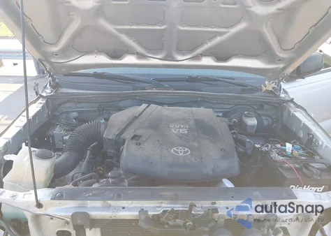 2008 Toyota Tacoma Prerunner V6 z USA, uszkodzony, nr VIN 3TMJU62N68M053489